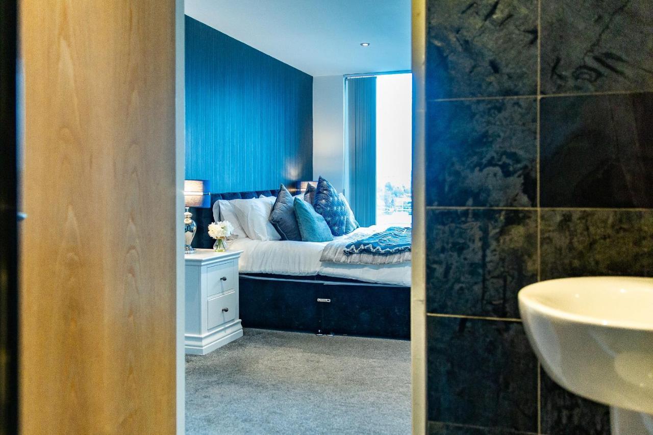 Spacious 3-Bed Penthouse With City Sky Line Views Шефилд Экстерьер фото